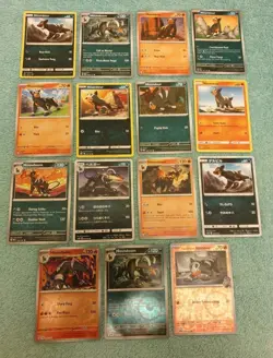 HOUNDOUR & HOUNDOOM BUNDLE OF POKEMON CARDS - Image 1