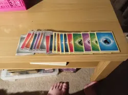 25 Random Pokemon Energy Cards - Image 1