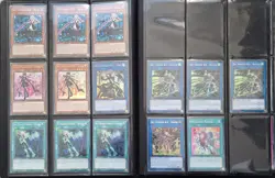 Yugioh Personal Binder Collection Sky Striker Mobilize - Engage! X3 Deck Core - Image 1