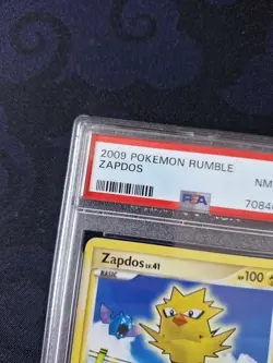 PSA 8 zapdos 8/16 pokemon rumble - Image 2