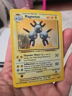 Pokemon TCG Magneton Base Set Holo Unlimited Rare Card 9/102 - Image 1