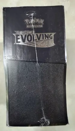 EVOLVING SKIES POKEMON CENTER ETBs SET OF 2 NEW/SEALED - Image 5