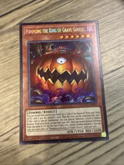 Yugioh! 1x Pumpking the King of Grave Ghosts MZMU-EN001 Secret Rare 1st Ed NM - Image 1
