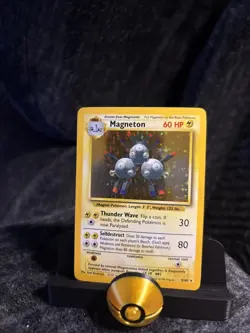 Pokemon TCG Magneton Base Set Holo Unlimited Rare Card 9/102 MP - Image 1