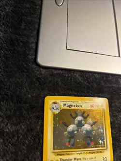 Pokemon TCG Magneton Base Set Holo Unlimited Rare Card 9/102 MP - Image 3