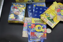 NO CARDS Pokemon WOTC Tempest Gift Box, Pikachu Coin, Playmate, Counters, Books - Image 2