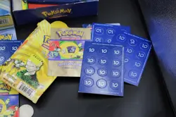 NO CARDS Pokemon WOTC Tempest Gift Box, Pikachu Coin, Playmate, Counters, Books - Image 3