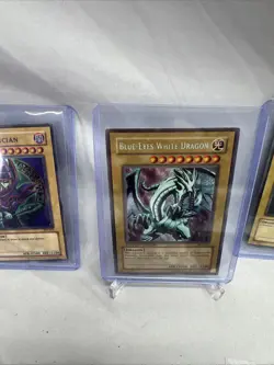 Yugioh Lot Of 5 Blue Eyes White Dragon Dark Magician - Image 2