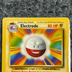 Vintage Pokemon Base Set Electrode 21/102 Rare NM/Mint Pokemon - Image 3