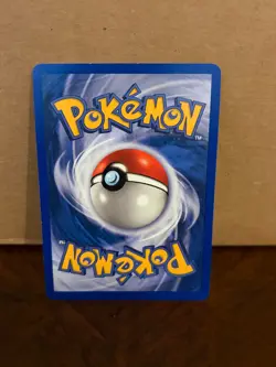 Beedrill 20/110 Legendary Collection Regular Pokemon Card - Image 2