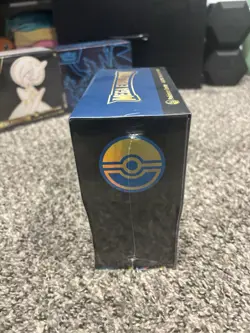 Pokemon Center Elite Trainer Box Mega Evolution Lucario - Image 4