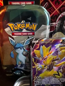 Pokemon TCG Zeraora V 165/198 Sword & Shield - Chilling Reign Holo - Image 2