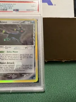 Pokemon TCG: Umbreon-Holo #17/113, EX Delta Species 2005, PSA 9 MINT. - Image 4