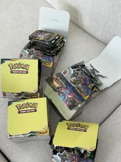 Evolving skies Empty Booster box case no cards just boxes 2021 not sealed - Image 5