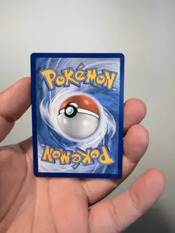 Victini v 021/163SWSH05: Battle Styles Holo Pokemon Card TCG - Image 2