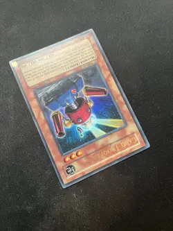 Yugioh Card Trooper DP03-EN009 Ultra Rare 1st Edition Damaged - Image 4