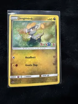 Jangmo-o Holo 2017 Pokemon Toys R Us (75/111) NM/MINT Promo Card - Image 5