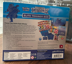 Pokemon Sword and Shield Battle Styles Blue Elite Trainer Box with Acrylic Case 820650808357 - Image 5