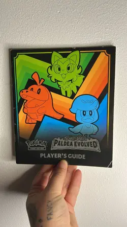 PALDEA EVOLVED PLAYER'S GUIDE - POKEMON TCG - Image 1