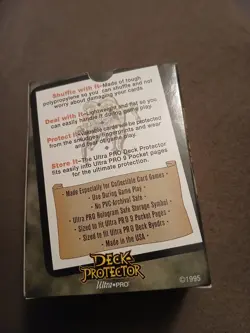 Deck Protector Ultra Pro 100 Clear Sleeves Joker Box Only 1995 NO SLEEVES - Image 3
