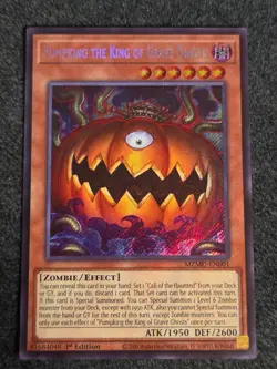 Yugioh! 1x Pumpking the King of Grave Ghosts MZMU-EN001 Secret Rare 1st Ed NM - Image 1