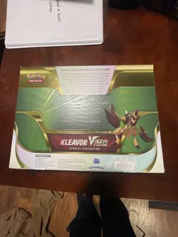 Pokemon TCG Kleavor Vstar Special Collection (4 PACKS) - BRAND NEW/SEALED! - Image 2