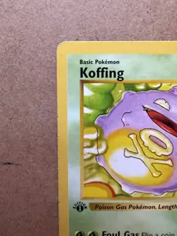 Pokemon Koffing Shadowless Base Set 1st Edition WOTC 1999 TCG Single Card 51/102 - Image 3