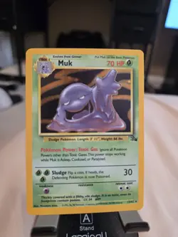 1995-1998 Pokemon Muk Fossil 13/62 Holo!! Some Scratching Trading Cards Classics - Image 1