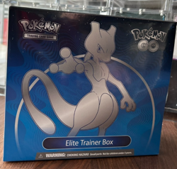 Pokemon Go Elite Trainer Box with Acrylic Case 820650850509 - Image 2