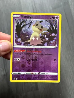 Pokemon TCG: Mimikyu Reverse Holo Darkness Ablaze #081/189 Card Pokemon - Image 4