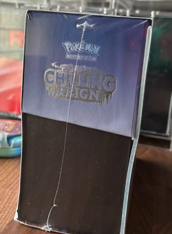 Pokemon Sword & Shield Chilling Reign Elite Trainer Box ETB with Acrylic Case - Image 3