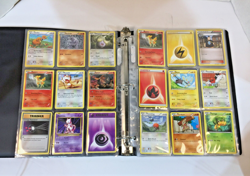 Vntg Pokemon Trading Card Game Ultra Pro Binder 25 Pages 127 Cards Base & Holos! - Image 4