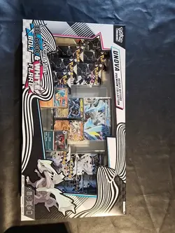 Pokemon TCG: Pokemon Unova Heavy Hitters Premium Collection (Costco Exclusive) - Image 1