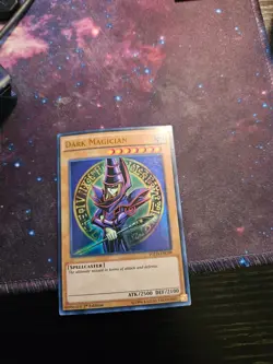Yu-Gi-Oh Dark Magician Holo 1st Edition Ultra Rare Card YGLD-ENC09 - Image 1