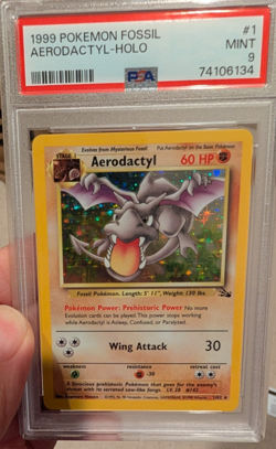 1999 POKEMON FOSSIL #1 AERODACTYL-HOLO PSA 9 Wizards - Image 1