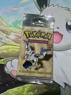 Rare Pokemon Unlimited Fossil Set Sealed Long Crimp Booster Pack. - Image 1