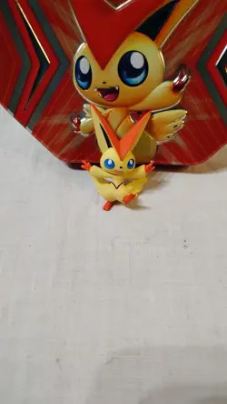 Vintage 2011 Pokemon V for Victini Collector Tin & Figurine – Black & White Era - Image 2