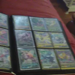 a quality binder with 100$ cards pls buy I need the money - Image 2