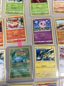 Pokemon TCG Celebrations 28 Card Lot Venusaur Electabuzz Jigglypuff Teddiursa - Image 4