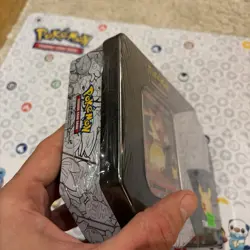 Pokemon TCG 25th Anniversary Tin - Lance's Charizard V - New Sealed Celebrations - Image 3