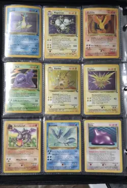 Vintage Pokemon 1999 Fossil Binder Collection Near Complete LP-HP COLLECTORS SET - Image 1