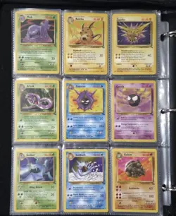 Vintage Pokemon 1999 Fossil Binder Collection Near Complete LP-HP COLLECTORS SET - Image 3