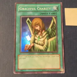 Yu-Gi-Oh! Graceful Charity SDP-040 Super Rare Mod/Heavily Played *FREE SHIPPING* - Image 1