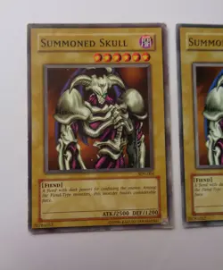 Playset: 3x Summoned Skull SDY-004 (Common, Unlimited, Well Worn / MP) Yugioh - Image 3