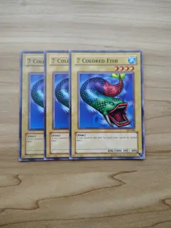 Yu-Gi-Oh! - 7 Colored Fish 3X - Full Playset - Image 1