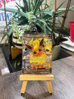 🔥 Flareon EX RC28/RC32 Radiant Collection Pokemon Card – Moderately Played 🔥 - Image 1