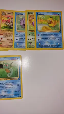 Pokemon TCG Base Set Fossil Cards Bundle Mixed Conditions (Incomplete 18 Cards) - Image 4