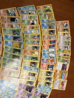 Pokemon vintage to mid era 175 Card bulk lot With Holos And NM-DMG Pokemon TCG - Image 2