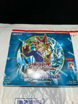Konami Yu-Gi-Oh! TCG (25th Anniversary Edition) Legend of Blue Eyes White Dragon 83717860532 - Image 1