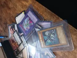 Lot Of Approx 400 VINTAGE Cards. Yugioh. Digimon. Magic. Blue Eyes White - Image 3
